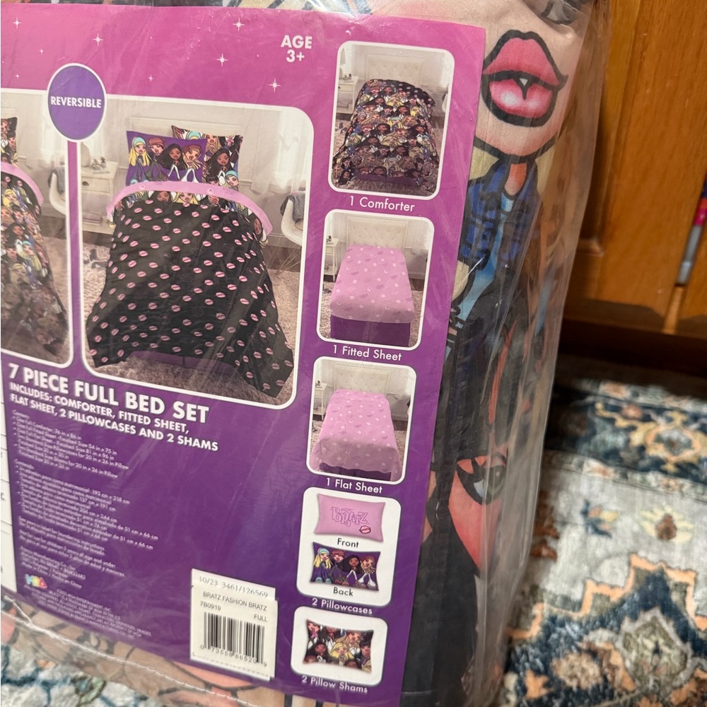 2023 Bratz 7-Piece Full Bed Set - Picture 4 of 5